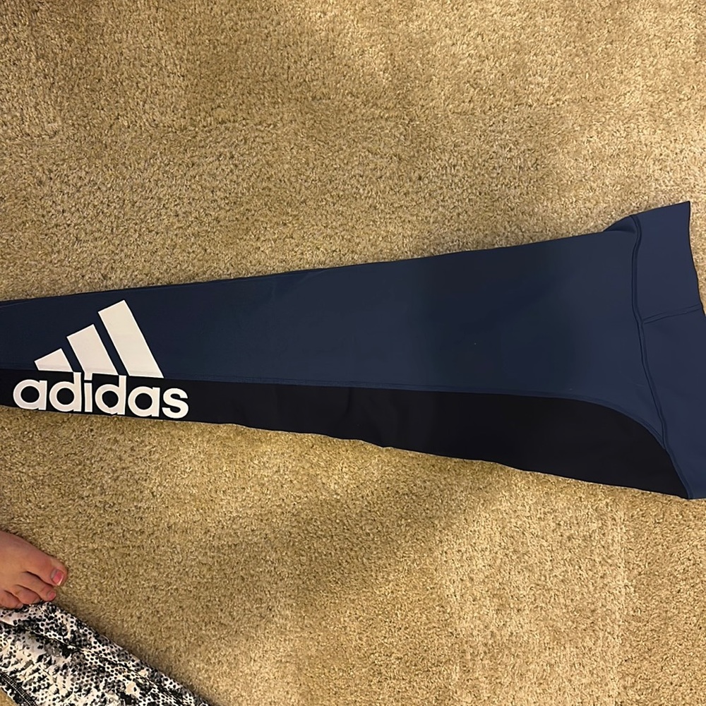 Women’s adidas size m leggings